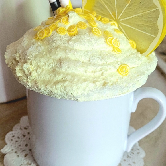 Rae Dunn Summer lemonade display